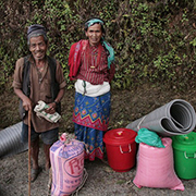 ネパールの山間部の村人の方