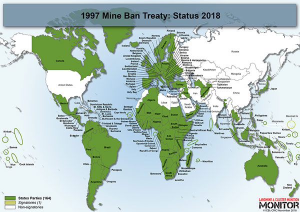 オタワ条約締約国が色分けされている世界地図