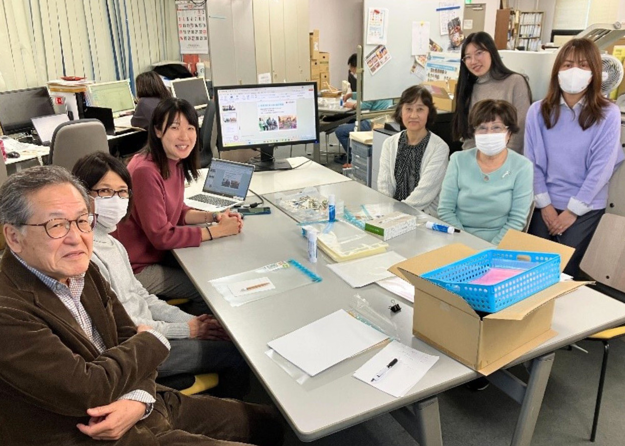 会内報告会の様子