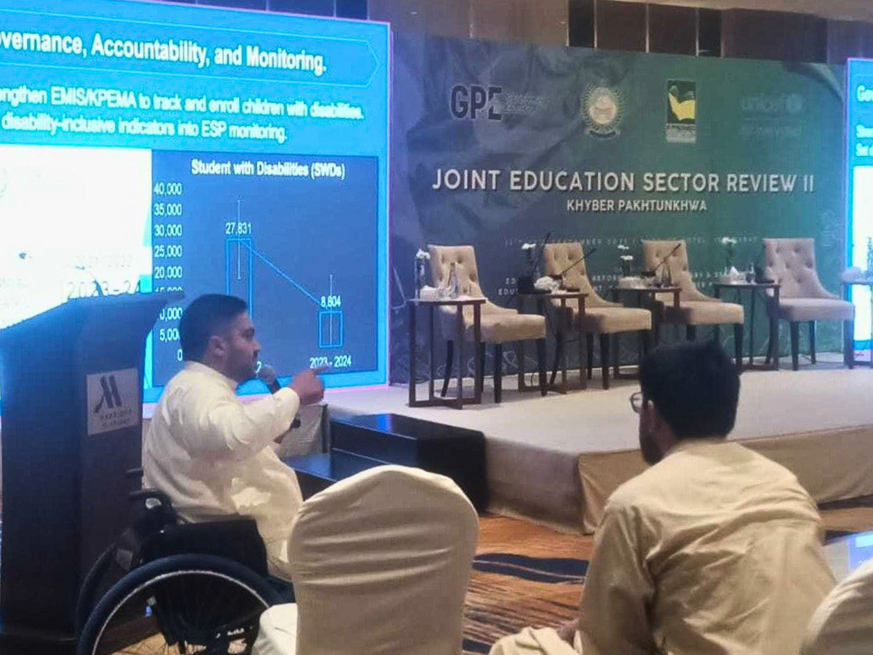 ムザミールさんの発表の様子