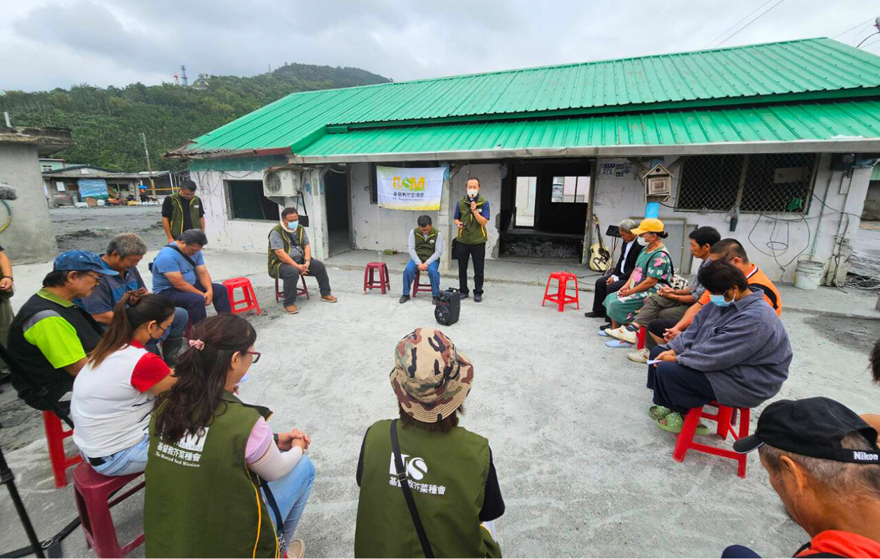 現場でのミーティングの様子