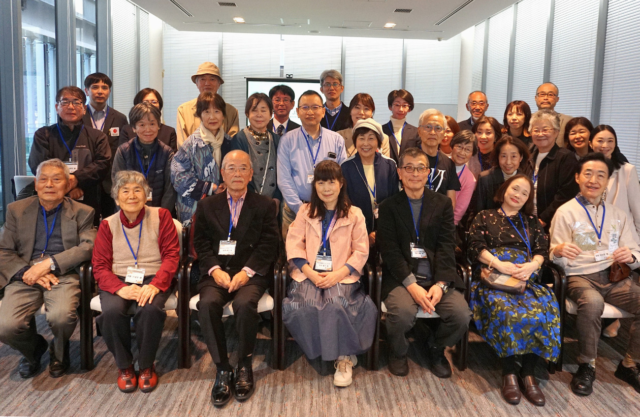 親睦会参加者の皆様とAAR職員