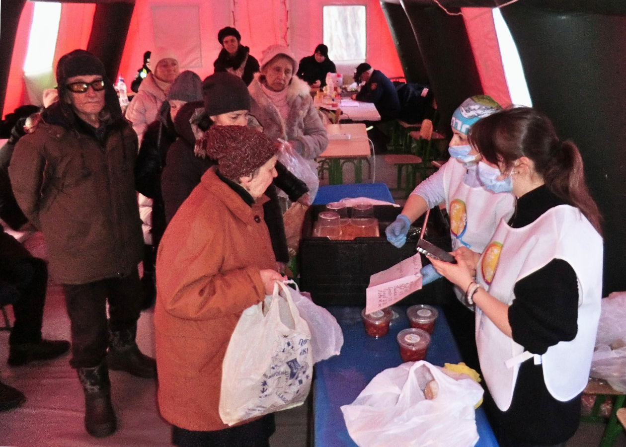 避難所炊き出しの様子