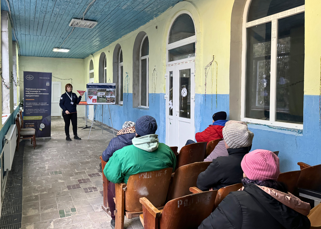 地雷回避教育の様子